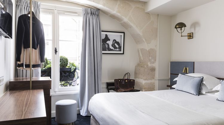 Hotel Verneuil Room