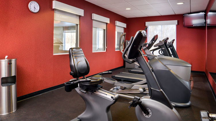 Holiday Inn Express Finger Lakes Health Club