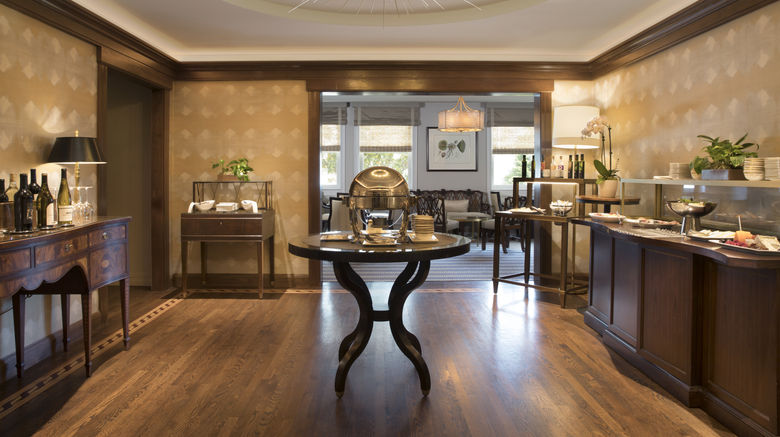 <b>Hotel Drisco Lobby</b>. Images powered by <a href="https://www.leonardoworldwide.com/" title="Leonardo Worldwide" target="_blank">Leonardo</a>.