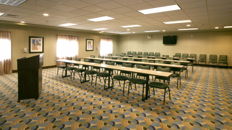 <b>Holiday Inn Express Madison-Verona Meeting</b>. Images powered by <a href="https://www.leonardoworldwide.com/" title="Leonardo Worldwide" target="_blank">Leonardo</a>.