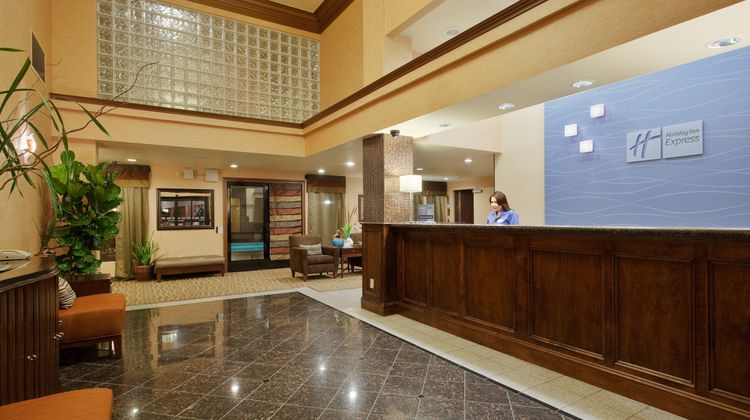 Holiday Inn Express Exterior
