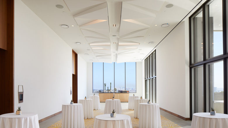 <b>1 Hotel West Hollywood Meeting</b>. Images powered by <a href="https://www.leonardoworldwide.com/" title="Leonardo Worldwide" target="_blank">Leonardo</a>.