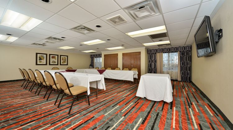Holiday Inn Express Milford Meeting