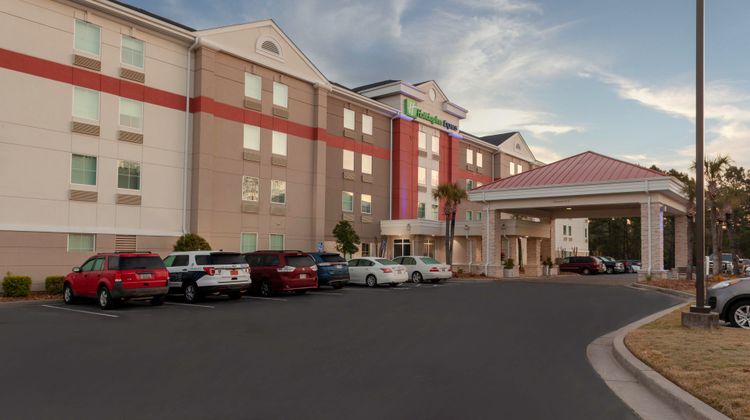 Holiday Inn Express Exterior