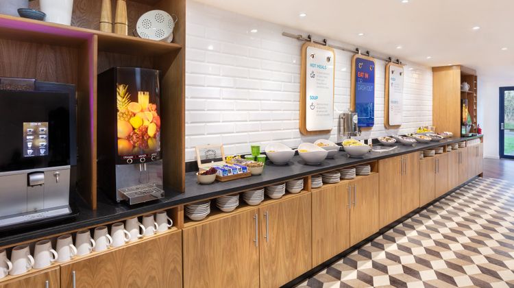 Holiday Inn Express Strathclyde Park M74 Restaurant