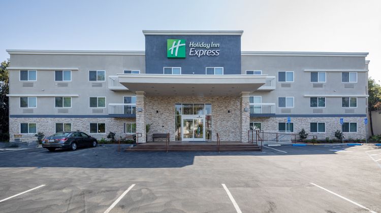 Holiday Inn Express Sunnyvale Exterior