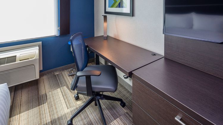 Holiday Inn Express Sunnyvale Room
