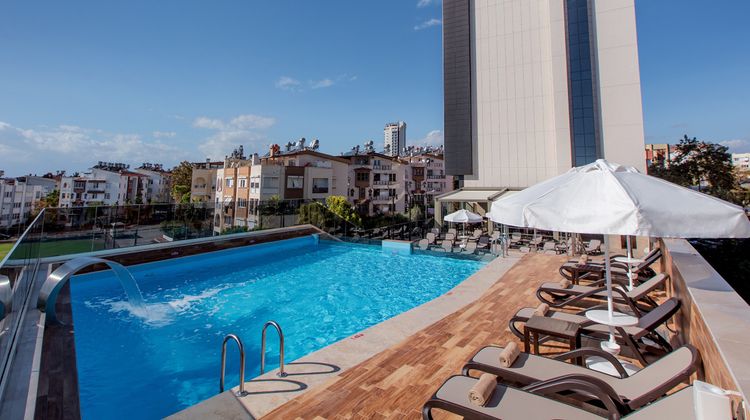 Holiday Inn Antalya-Lara Pool