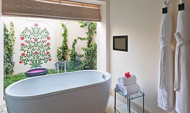 The Oberoi Sukhvilas Resort & Spa Room