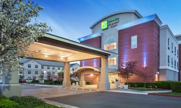 Holiday Inn Express Sacramento Airport
