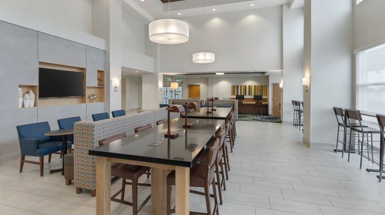 Holiday Inn Express Sacramento Airport Restaurant