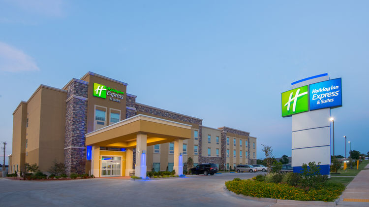 Holiday Inn Express & Stes Stillwater Exterior