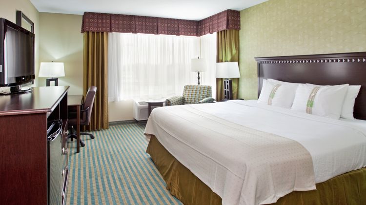 Holiday Inn Columbia East Room