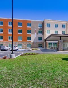 Holiday Inn Express/Suites Mobile-Univ