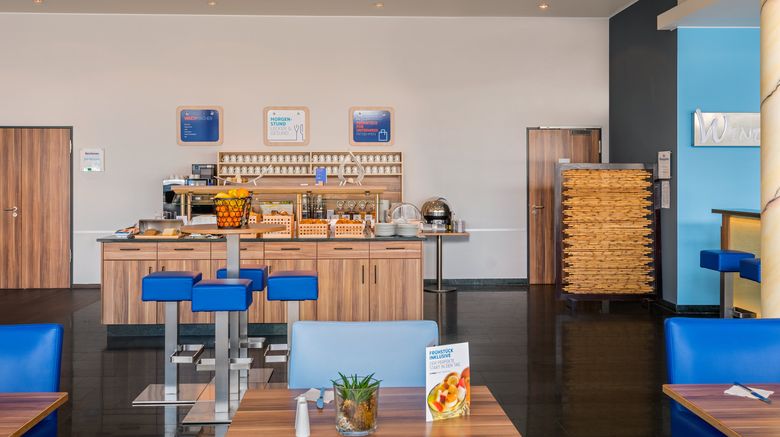 <b>Holiday Inn Express Singen Restaurant</b>. Images powered by <a href="https://www.leonardoworldwide.com/" title="Leonardo Worldwide" target="_blank">Leonardo</a>.