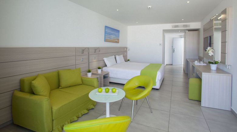 <b>Limanaki Beach Hotel Room</b>. Images powered by <a href="https://www.leonardoworldwide.com/" title="Leonardo Worldwide" target="_blank">Leonardo</a>.