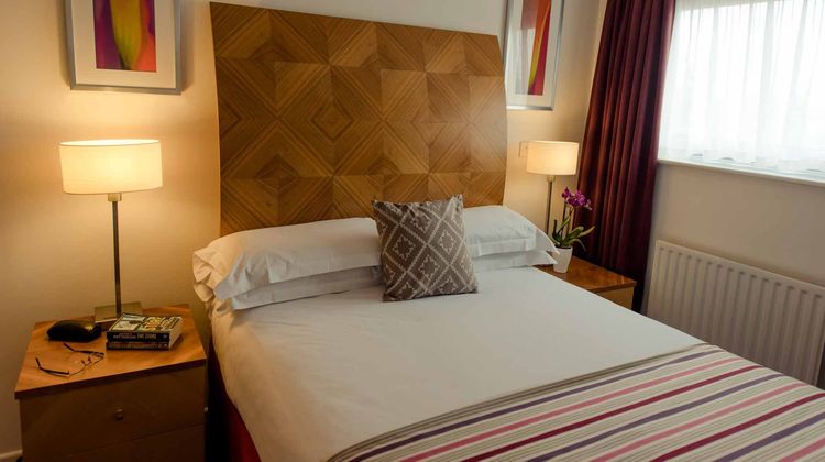 Premier Suites Newcastle Room