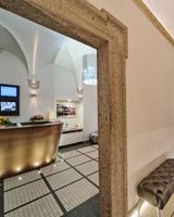 Navona Palace Luxury Inn