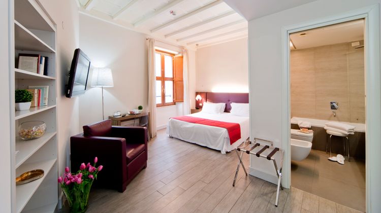 Navona Palace Luxury Inn Room
