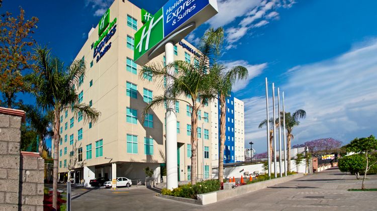 Holiday Inn Express Queretaro Exterior