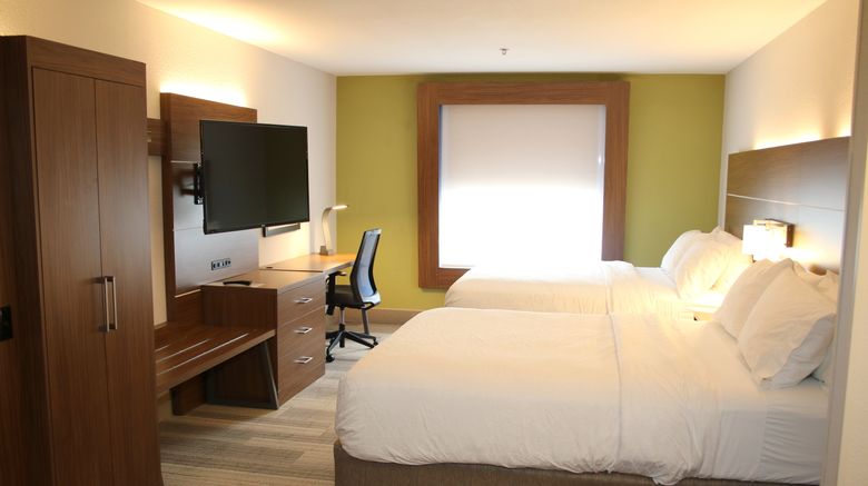 <b>Holiday Inn Express Room</b>. Images powered by <a href="https://www.leonardoworldwide.com/" title="Leonardo Worldwide" target="_blank">Leonardo</a>.