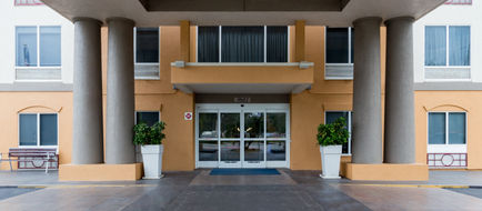 Holiday Inn Express Exterior