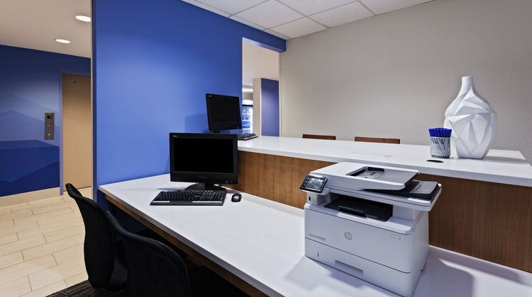 Holiday Inn Express Other