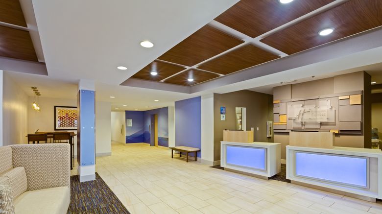 <b>Holiday Inn Express Lobby</b>. Images powered by <a href="https://www.leonardoworldwide.com/" title="Leonardo Worldwide" target="_blank">Leonardo</a>.