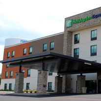 Holiday inn Express & Suites White Hall