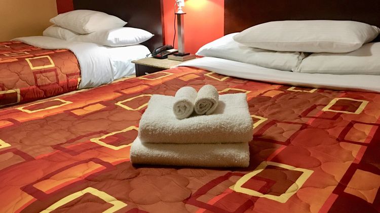 Scottish Inns Wrightstown Room