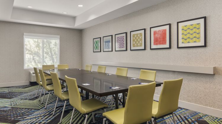 Holiday Inn Express Sacramento Airport Meeting