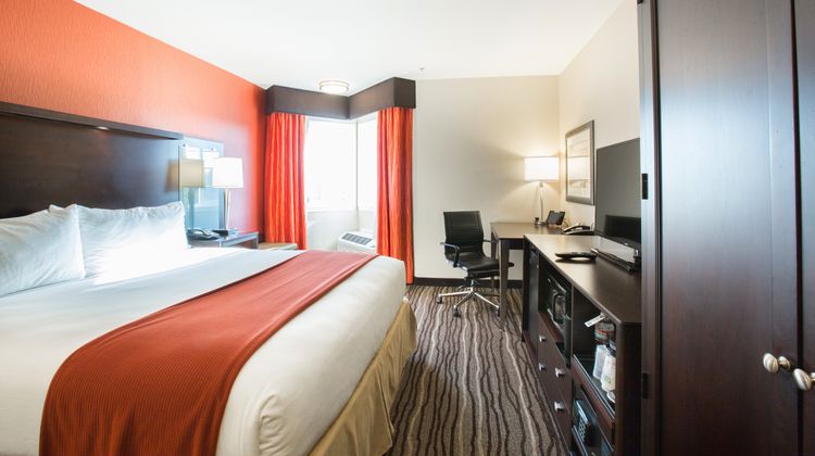 Holiday Inn Express Room