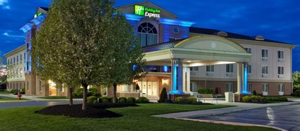 Holiday Inn Express Hotel & Suites Exterior