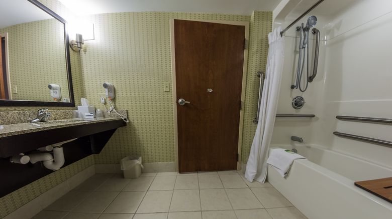 <b>Holiday Inn Express Room</b>. Images powered by <a href="https://www.leonardoworldwide.com/" title="Leonardo Worldwide" target="_blank">Leonardo</a>.