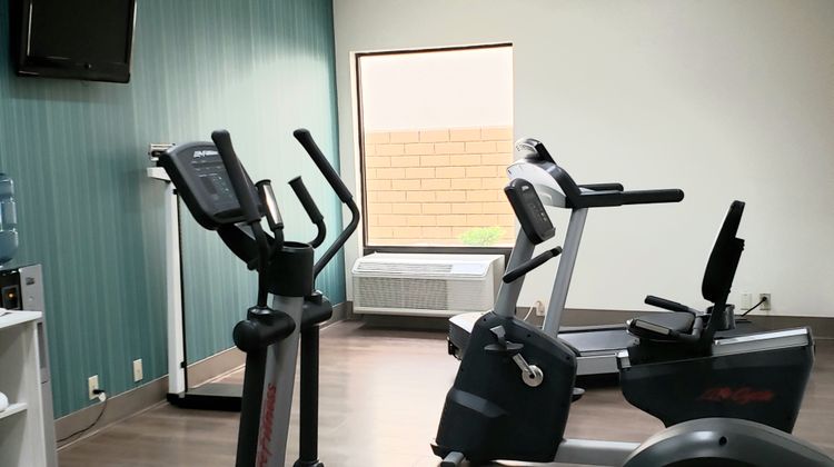 Holiday Inn Express Edgewood-Aberdeen-Be Health Club