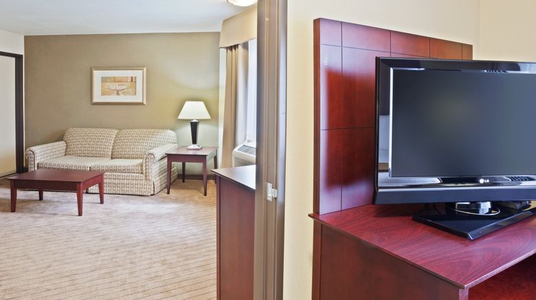 <b>Holiday Inn Express Suite</b>. Images powered by <a href="https://www.leonardoworldwide.com/" title="Leonardo Worldwide" target="_blank">Leonardo</a>.
