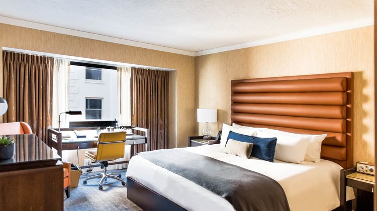 Dossier Hotel Room