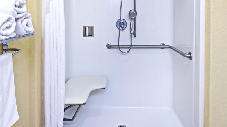 <b>Holiday Inn Express Hotel & Suites Room</b>. Images powered by <a href="https://www.leonardoworldwide.com/" title="Leonardo Worldwide" target="_blank">Leonardo</a>.