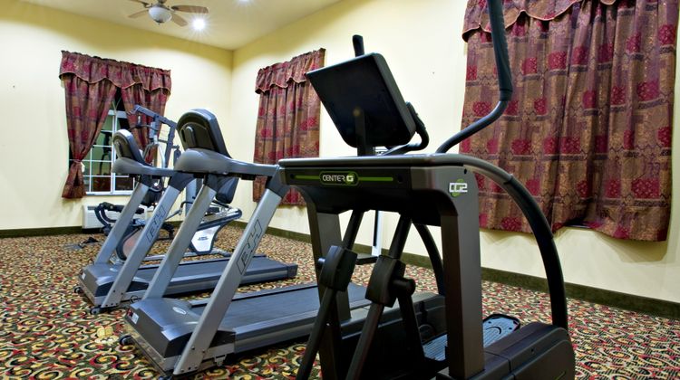 Holiday Inn Express Hotel & Suites Health Club