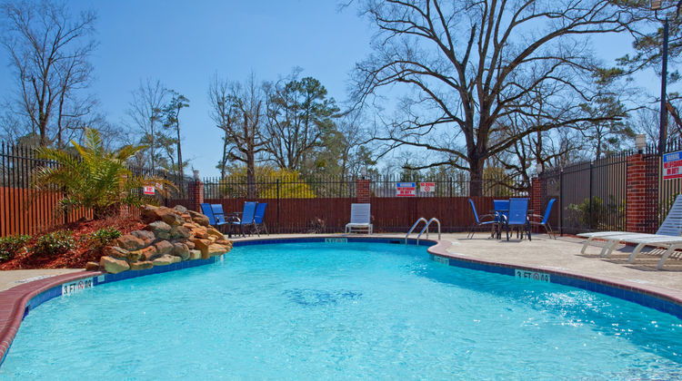 Holiday Inn Express/Stes Vidor South Pool