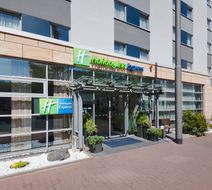 Holiday Inn Express Frankfurt Messe Exterior