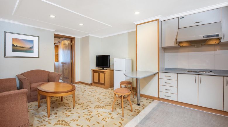 <b>Holiday Inn Chang An West Beijing Suite</b>. Images powered by <a href="https://www.leonardoworldwide.com/" title="Leonardo Worldwide" target="_blank">Leonardo</a>.