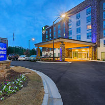 Holiday Inn Express & Suites Covington