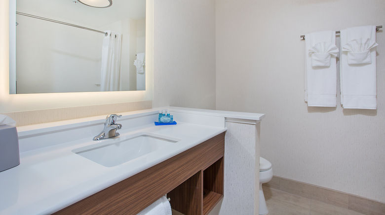 <b>Holiday Inn Express & Suites Covington Room</b>. Images powered by <a href="https://www.leonardoworldwide.com/" title="Leonardo Worldwide" target="_blank">Leonardo</a>.