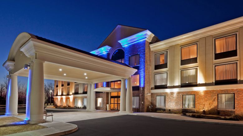 <b>Holiday Inn Express Hotel & Suites Exterior</b>. Images powered by <a href="https://www.leonardoworldwide.com/" title="Leonardo Worldwide" target="_blank">Leonardo</a>.