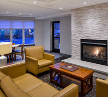 Holiday Inn Express Hotel & Suites Lobby