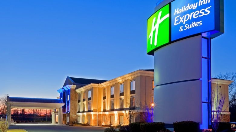 <b>Holiday Inn Express Hotel & Suites Exterior</b>. Images powered by <a href="https://www.leonardoworldwide.com/" title="Leonardo Worldwide" target="_blank">Leonardo</a>.