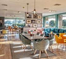 Holiday Inn Ipswich Lobby