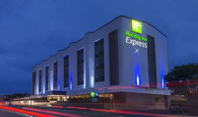 Holiday Inn Express Mexico-Toreo Exterior