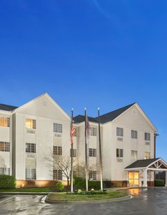 Candlewood Suites Charlotte Arrowood